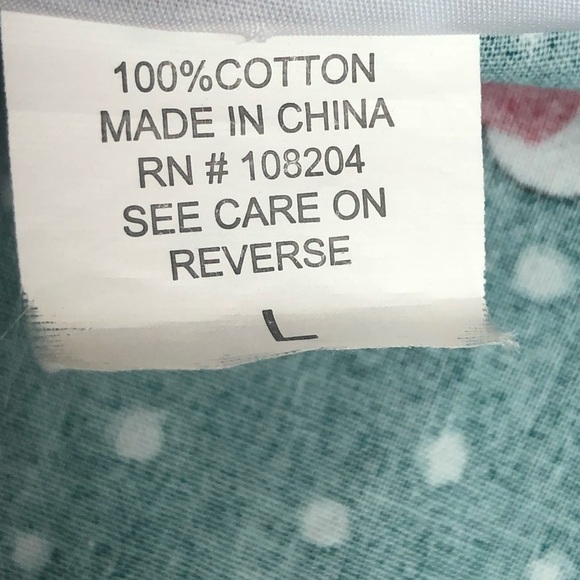 LIFE Women’s Christmas Scrub Top Sz Large Multi Color Short Sleeves Pockets - Picture 5 of 8